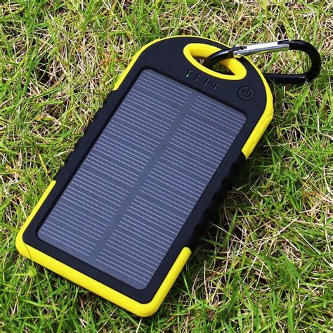 Портативное зарядное устройство Power Bank с солнечной батареей ...