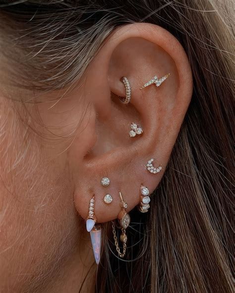 15 Trendy Stacked Lobe Piercing Ideas To Try Right Now - Styleoholic