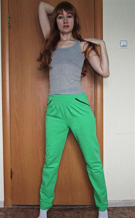 Мастер-класс: спортивные брюки | Шкатулка | Sports pants women, Sport ...