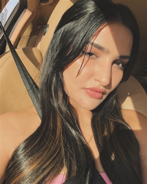 Sassy Poonam FC (@sasypoonam69) • Instagram photos and videos