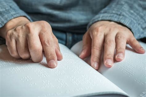 Книги для слабовидящих будут издавать без выплат авторам