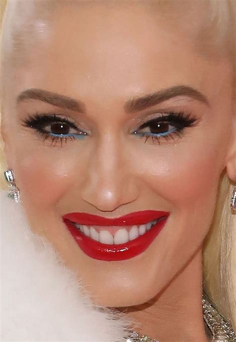 Gwen stefani s hair makeup history – Artofit