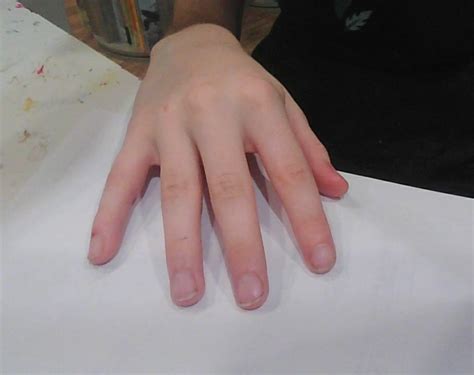 hand rnotinteresting
