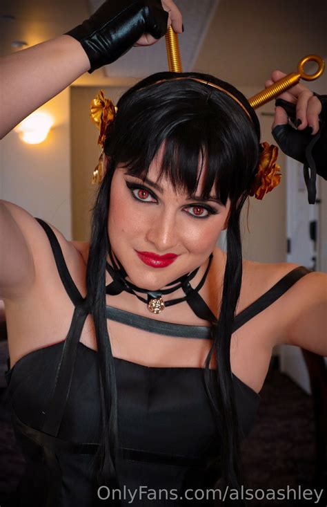 ᑕ ᑐ Ashley Barron - Yor 2025