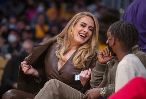 Адел и Рич Пол на NBA мач в Лос Анджелис | highviewart.com