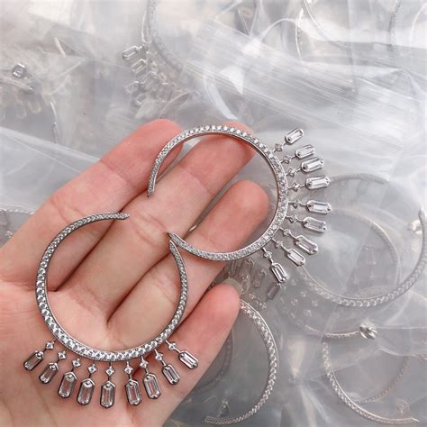 Messika earrings – Fibo3Addict