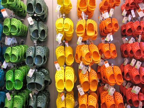 croc wall crocs wall lynn friedman flickr