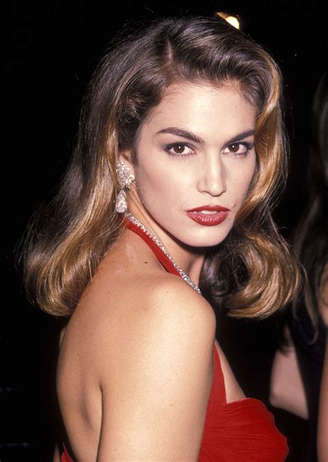 Cindy Crawford’s Best Beauty Looks, in Pictures | Vogue