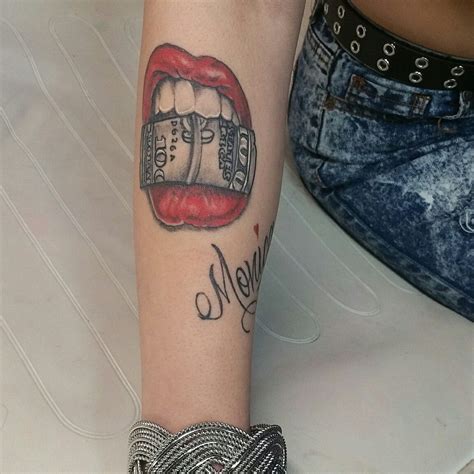 The 25+ best Mob tattoo ideas on Pinterest | Pirate ship tattoo on back ...
