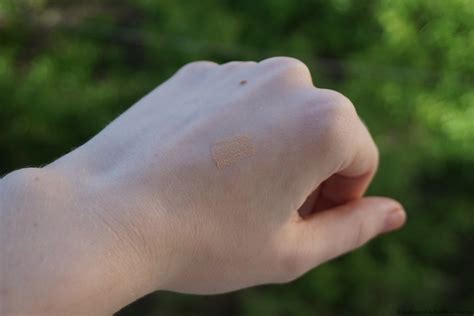 CLINIQUE Airbrush Concealer - «Airbrush Concealer: natürliche Farbtöne ...