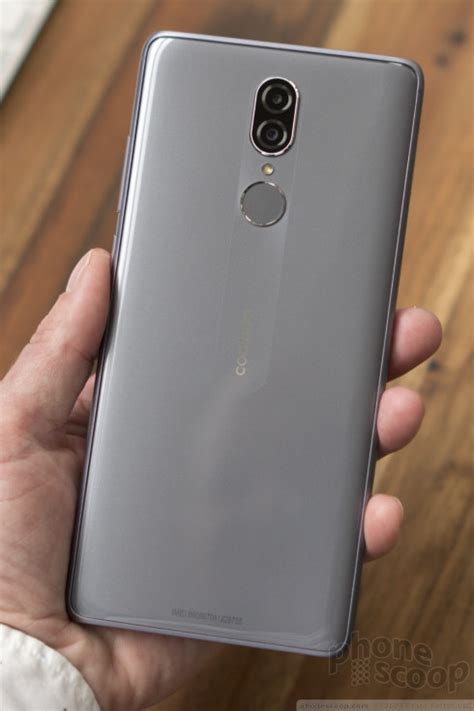 Hands On with the Coolpad Legacy (Phone Scoop)