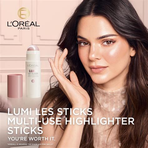 L'Oréal Paris Lumi Le Glow Highlighter Stick Хайлайтъри за жени ...