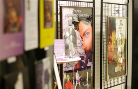 prince  purple experience  liseg strasbourg ionis mag