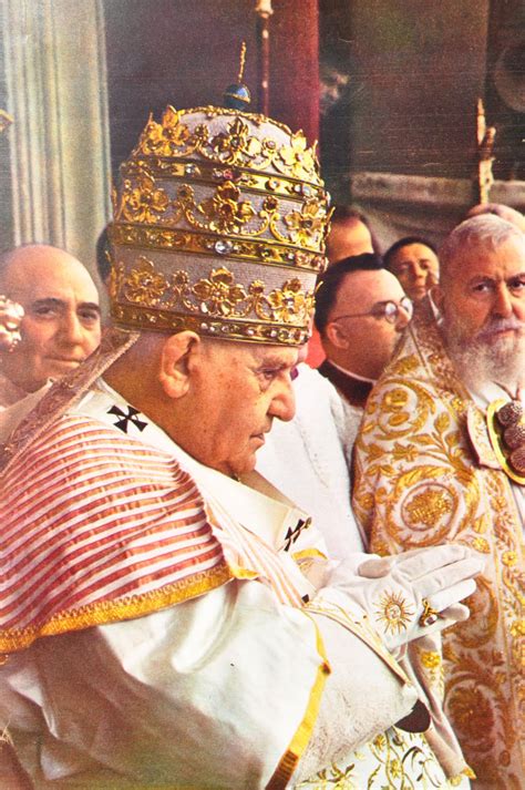 When Popes Wore Crowns: A Pictorial History of the Papal Tiara