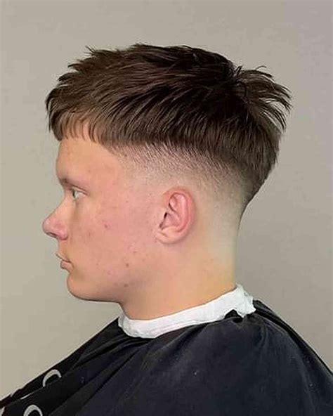 Why these teenage boy haircuts 2025 are causing a stir in schools 11