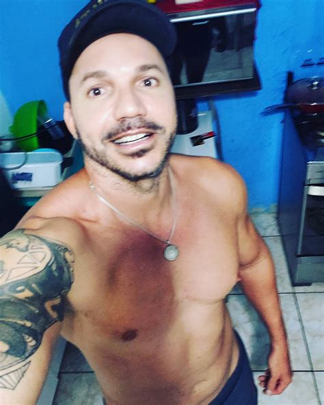 Isaías 40 Não Cai Uma Folha