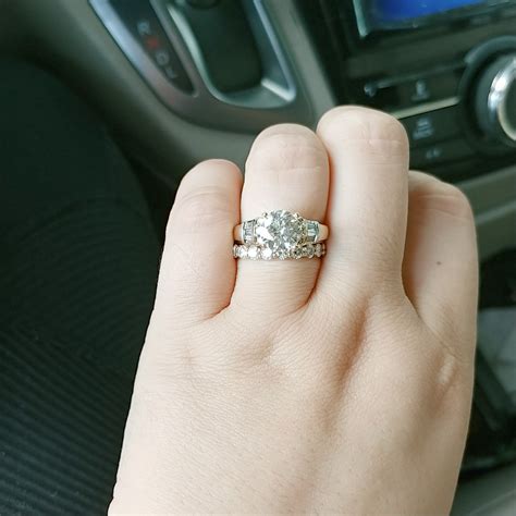 Most Flattering Ring Shape For Chubby Fingers at Linda Recinos blog