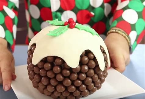 Malteser Christmas Pudding Cake - The WHOot