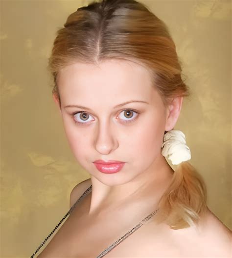 Katerina Konec (Actress) Height, Age, Videos, Photos, Biography ...