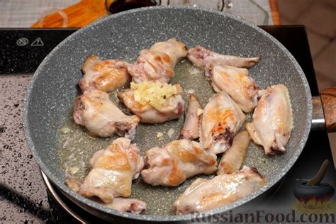 Рецепт: Куриные крылышки в кока-коле и соевом соусе на RussianFood.com