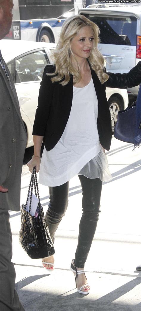 Pride Of Britain Awards Sarah Michelle Gellar London Posing Hot