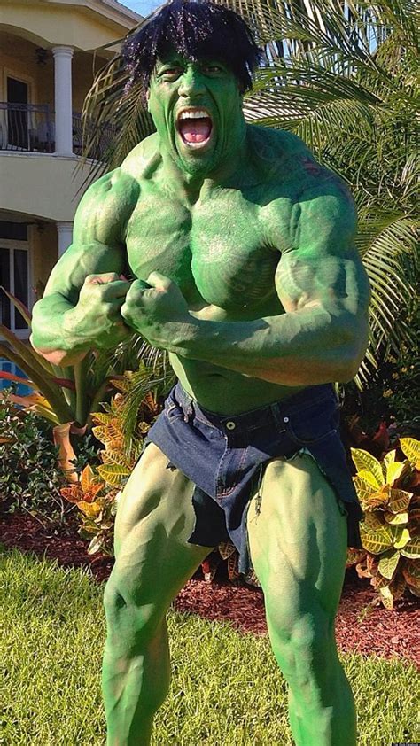 The Rock's Hulk Costume: Dwayne Johnson Dresses As The Hulk For Halloween (PHOTO) | HuffPost