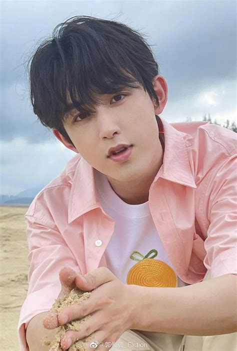 cdrama tweets on Twitter: "#GuoJunchen shares old snaps More - https ...