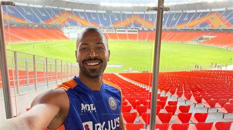 Hardik Pandya | Dilemma over Motera Stadium pitch for India-England ...