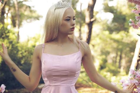 gamze karta kimdir  yilinda istanbulda duenyaya gelen