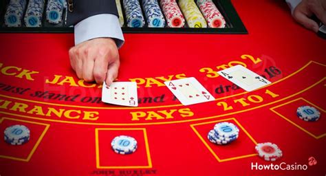 how to deal and play blackjack