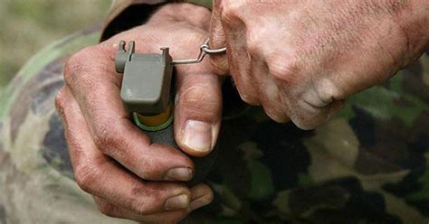 Швейцарские оружейники создали самую бесчеловечную боевую гранату в ...