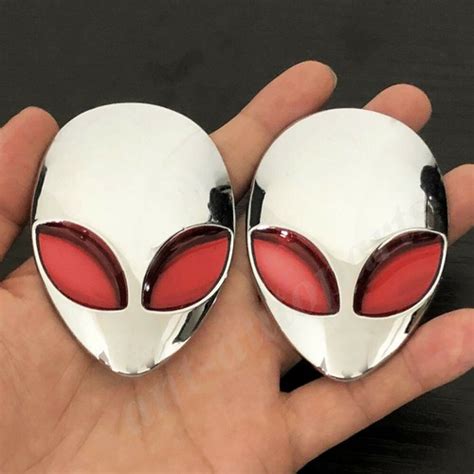 2x Big Metal Chrome Alienware Alien Head UFO Car Decals Badge Decal ...