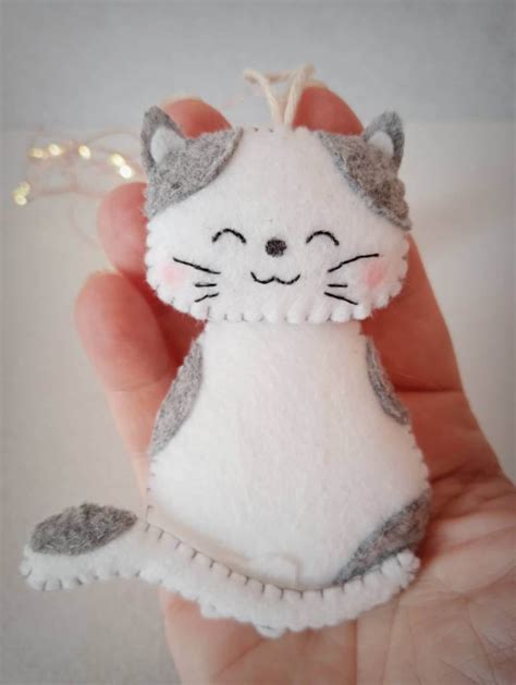 Felt Cat Ornament Christmas Cat - Etsy