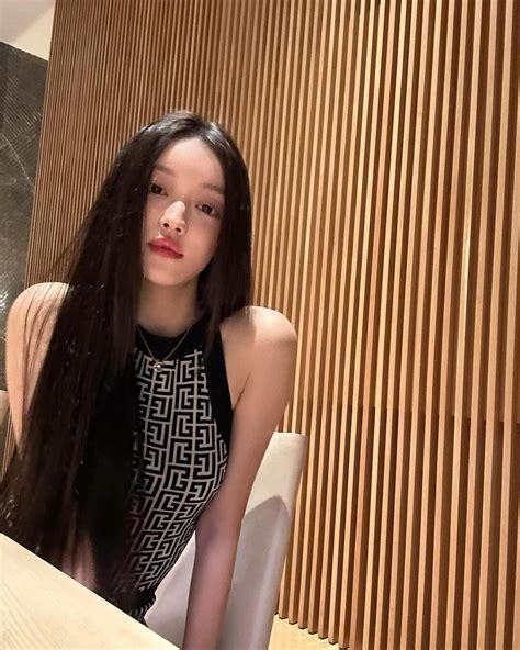 240203 YooA Instagram Update | kpopping