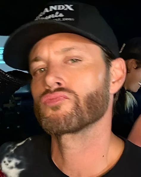 𝙹𝚎𝚗𝚜𝚎𝚗'𝚜 𝚆𝚘𝚛𝚕𝚍 on Twitter | Jensen ackles, Jensen ackels, Jensen