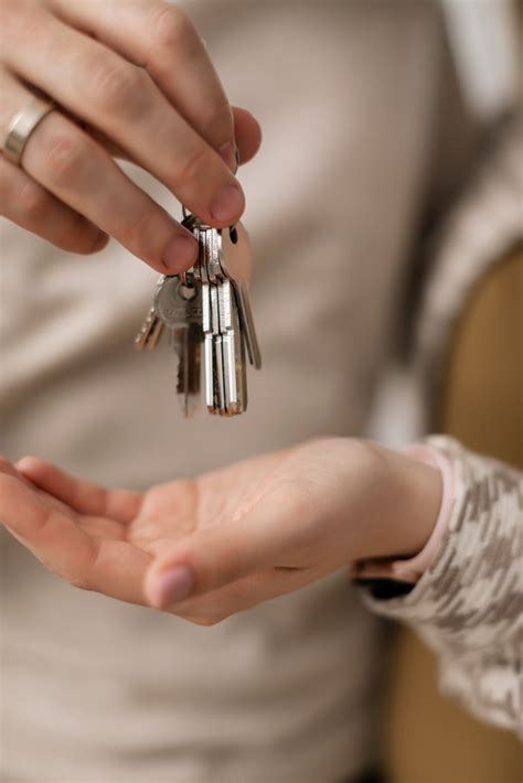 21 Must-Have Gifts for New Drivers Before They Hit the Road