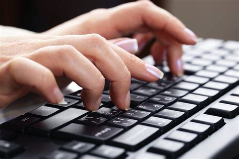 Keyboard's Right-Hand Letters Make People Happier | Live Science