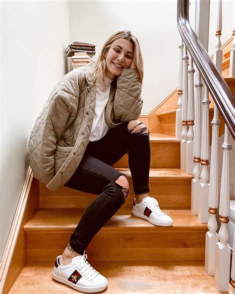 Randyl Robbins | Felt cute today !! Who else feels so much better