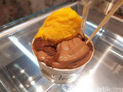 camilan sultan walau harganya mahal tetap  peminat