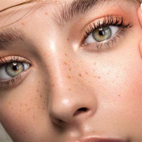 Botox in Hamburg ⇒ Faltenfrei mit Experten | Firstmedica Hamburg