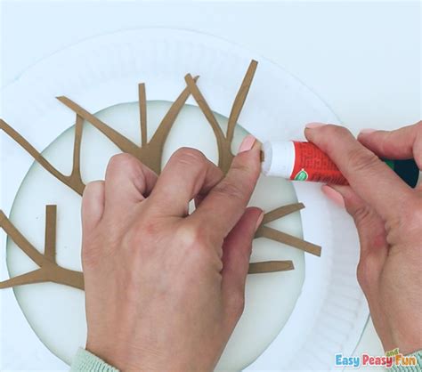 Paper Plate Tree - Easy Peasy and Fun