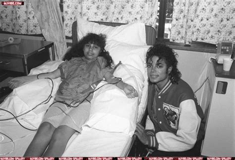 Michael Jackson Sleeping With Kids