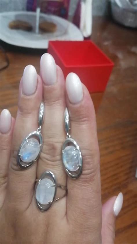 Серебряные серьги с лунным камнем BASTET С4350139: белое серебро 925 ...