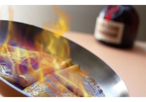 French culinary expression: LE TORCHON BRÛLE - Very Gourmand