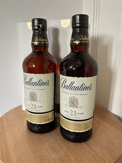 Ballantine's 21 years old - 70cl - 2 bottles - auction online Catawiki