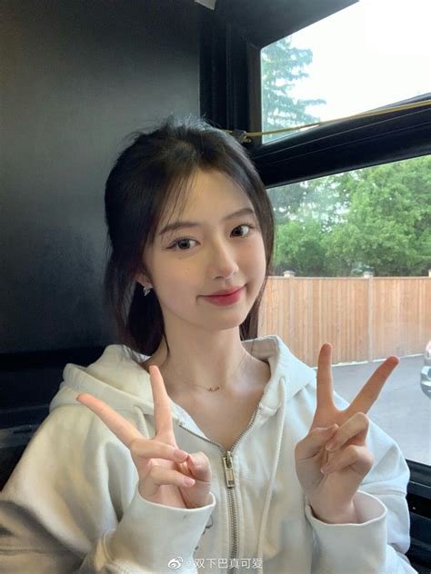 korean girls simple photo
