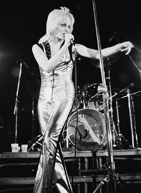 The Runaways: Cherie Currie performing at the... | Cherie currie, Joan