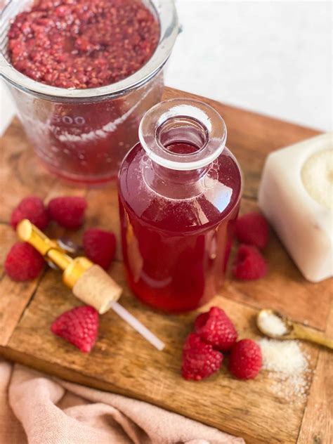 simple raspberry syrup 6