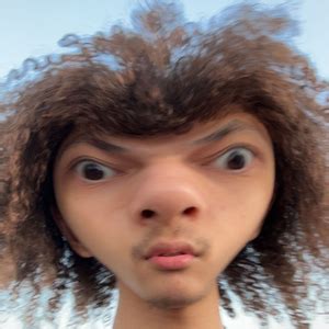 AngelFinesseee - Streamer Overview & Stats · TwitchTracker