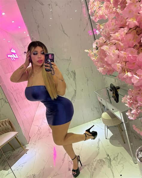 Cristal Davila Rivera | 2 fotos sin filtro 🤷‍♀️💙🩵🔥#lafrutaprohibida7